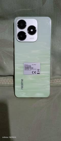 realme