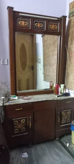 dressing table