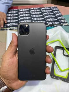 I PHONE 11PRO MAX OFFICIAL PTA APPROVED WITH BOX 64GB