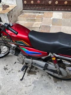 united cd 70 2014 model  location mulgan