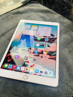 Ipad 7th generation 128 GB condition 10/10