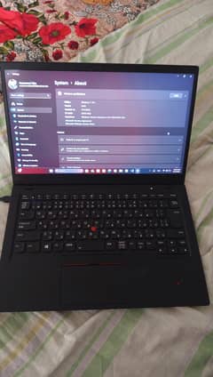 Lenovo ThinkPad X1 carbon Core i5-8th Gen 8GB Ram 256 SSD
