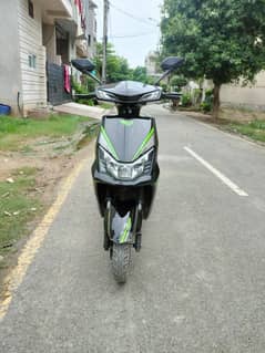 Electric scootie