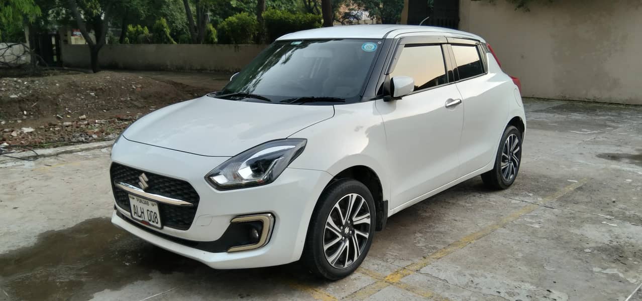 Golden Number Swift GLX CVT Push start Automatic 0