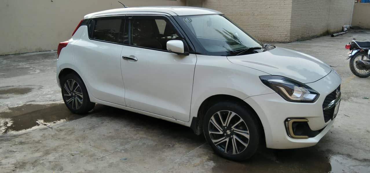Golden Number Swift GLX CVT Push start Automatic 6
