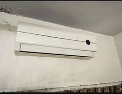 Gree 1.5 ton split ac Non inverter