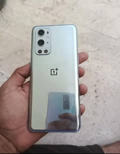 OnePlus 9 Pro 5G – Excellent Condition – Urgent Sale!