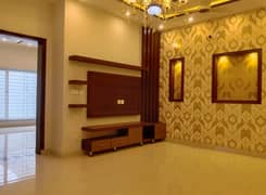 House Sized 1 Kanal Available In Bahria Town - Sector C