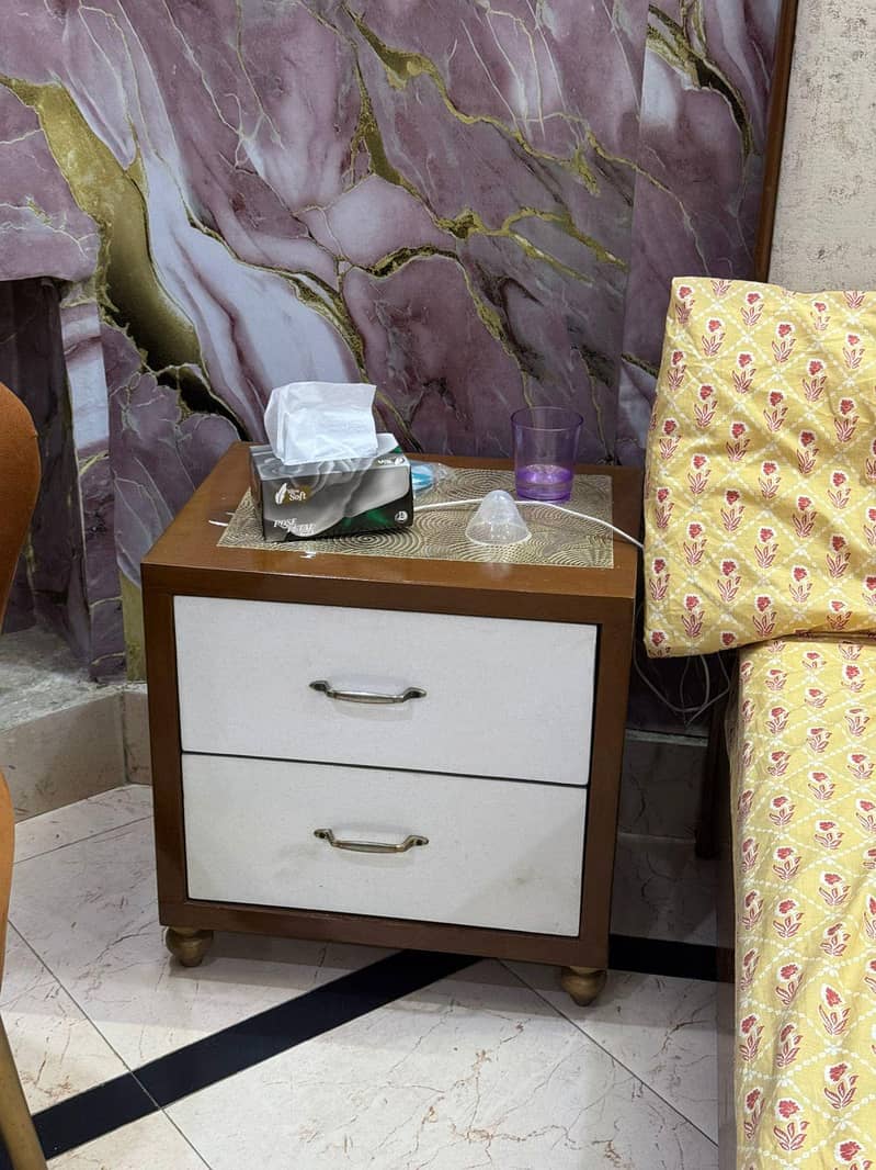 Bed Set with side tables and dressing table in new condition 3