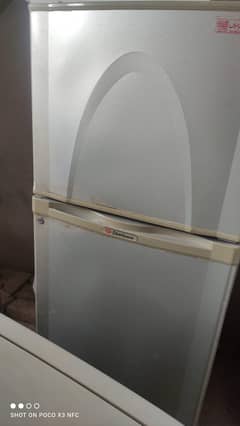 used rafregrator  Availabel