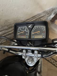 Honda 125 special edition gold