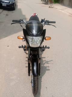 Honda 100 parido contact Only whatapp Num 03047296972