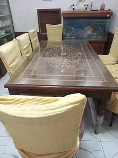 Beautiful Dining Table unique Design like New Condition