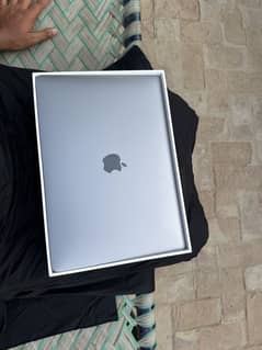 MacBook Air With Apple M1 Chip | 13 inch | 8 GB unified memory,256SSD