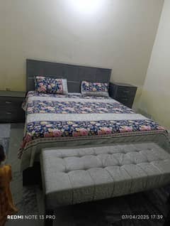 bed,dressing,sidetables, satti