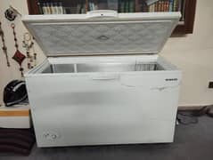 Deep freezer for sale good condition