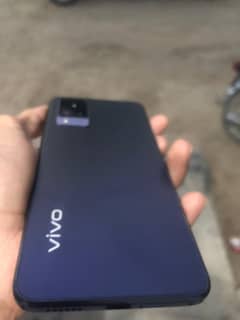 vivo V21