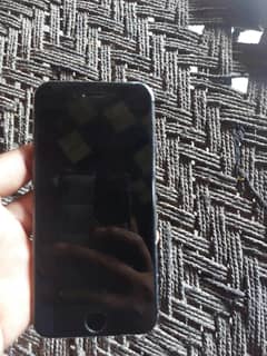 64GB memory hai iPhone 8 bilkul theek hai