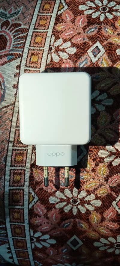 Oppo 30watt adoptor