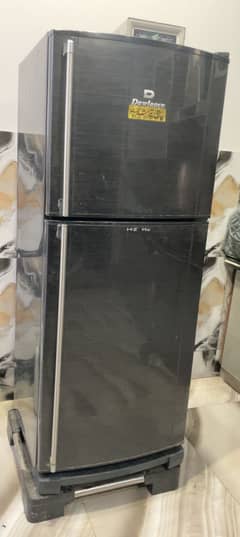 Refrigrator
