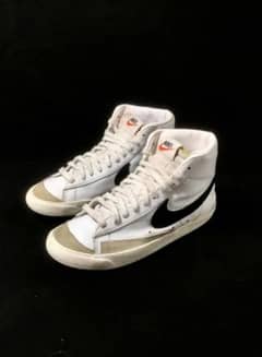 Original Nike Blazers negotiable