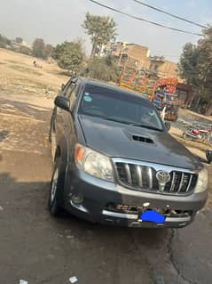 I need a female assistant or account manager in marriage hall