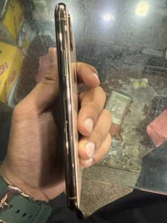 iPhoneXs