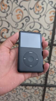 IPOD CLASSIC 6TH GEN ANTIQUE MODEL