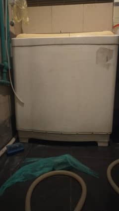 Kenwood washing machine with spiner