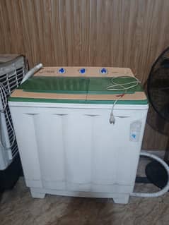 Toyo Double washing machine  for sale in Lahore - good condition