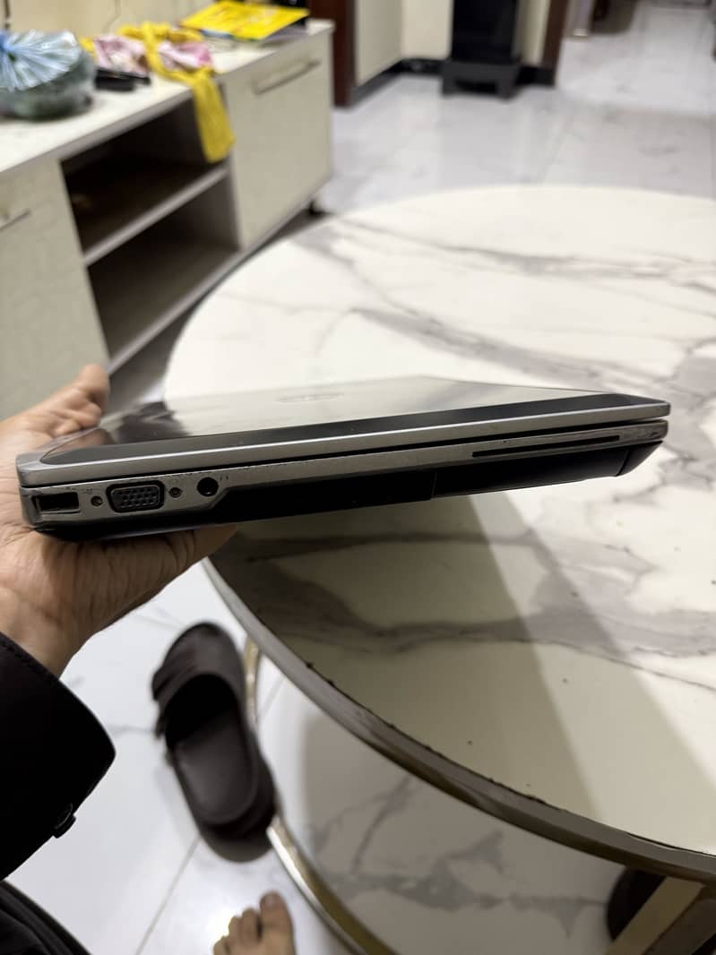 Dell Latitude E6420 2