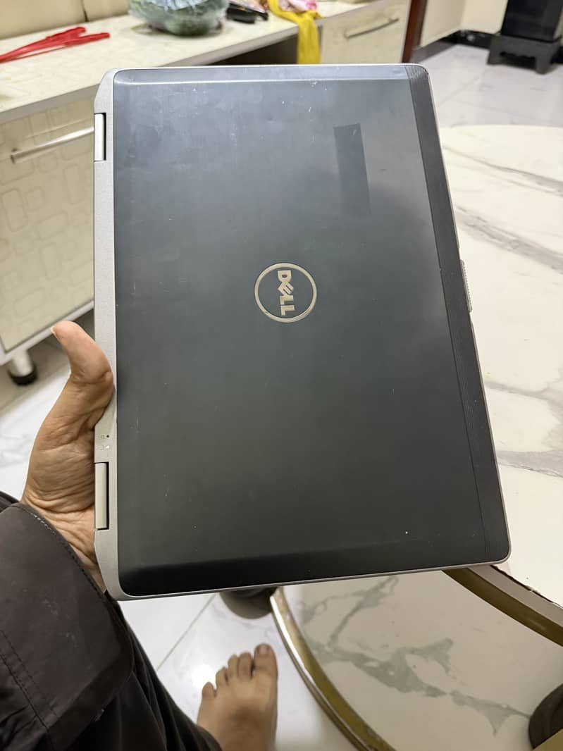 Dell Latitude E6420 6