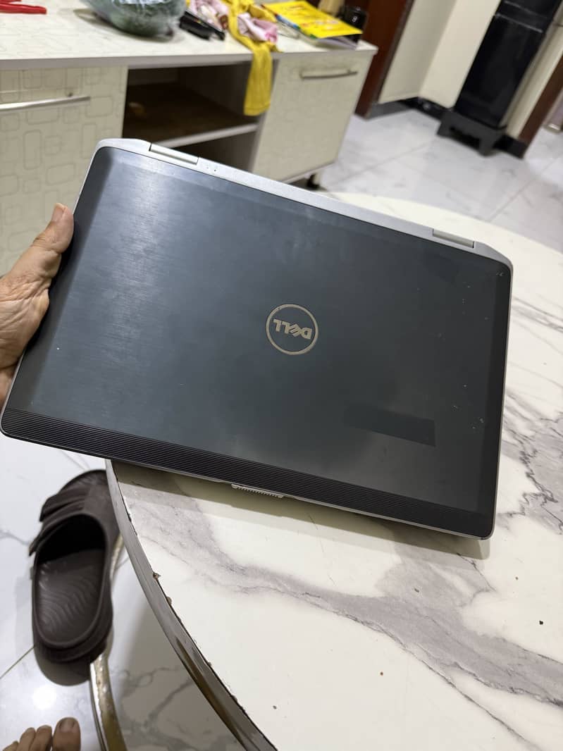 Dell Latitude E6420 7