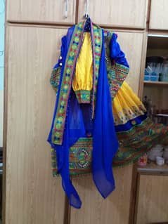 tradional afghani dress 