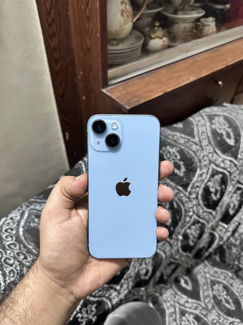 Iphone 14 Box open condition 0