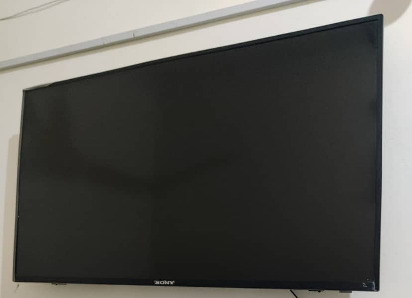 Android led TV 1
