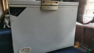 Single Door Waves Freezer with Stablizer ( Urgent Sale)