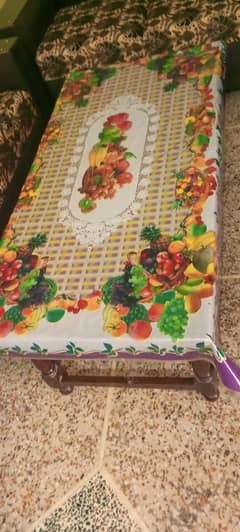 6 seater sofa new condition with table
