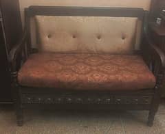 "5 Seater Solid Wooden Sofa Set | Traditional Design | Urgent Sale"