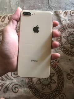 8 plus non pta back camera ni chalta front ok ha back j brek ha