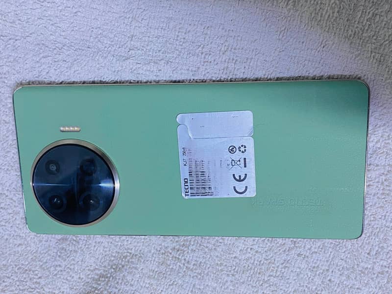 TECNO SPARK 20 PRO PLUS edge display complete box with 10/10 condition 6