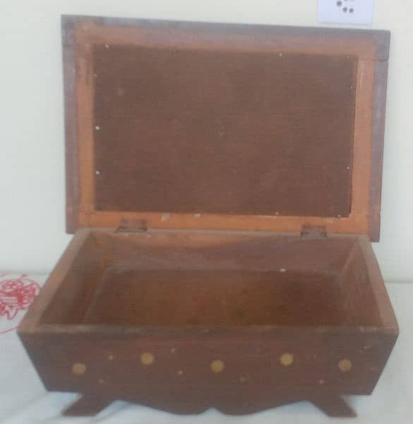 قرآن بکس۔۔ contect number. . . . . 03196630732 3