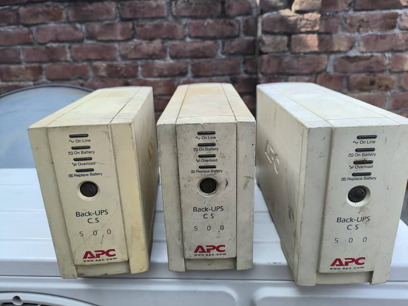 APC Ups 0