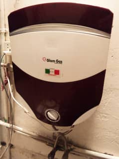 glam gas 15 liter. new condtion like show room condition