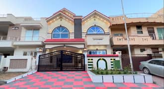 30x60 brand new House for sale in G-13 Islamabad