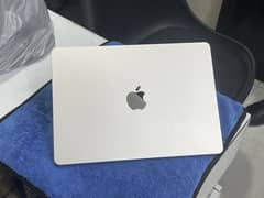 MacBook Air M3 chip