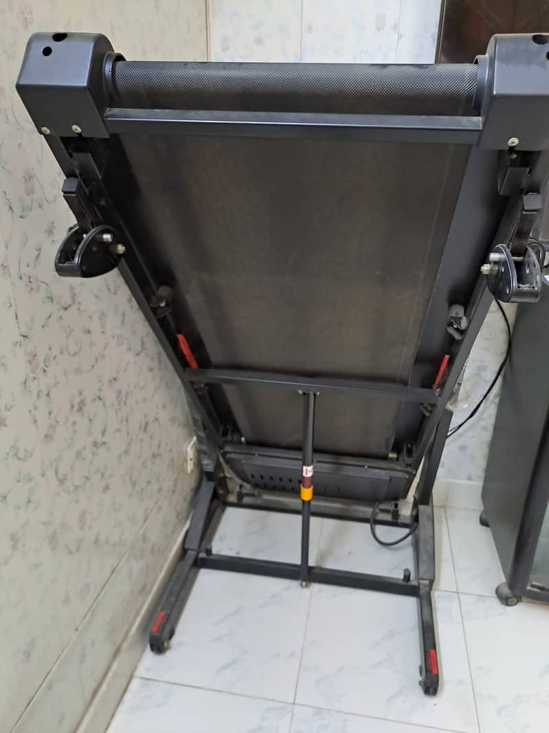 Treadmil slightly used/ RUNNING MACHINE / WALKING MACHINE 17