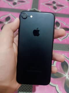 Iphone 7 , bypass ,32 gb 10/10 condition