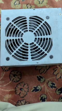 power supply 550