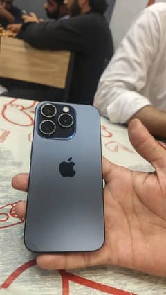 IPhone 15 pro  JV